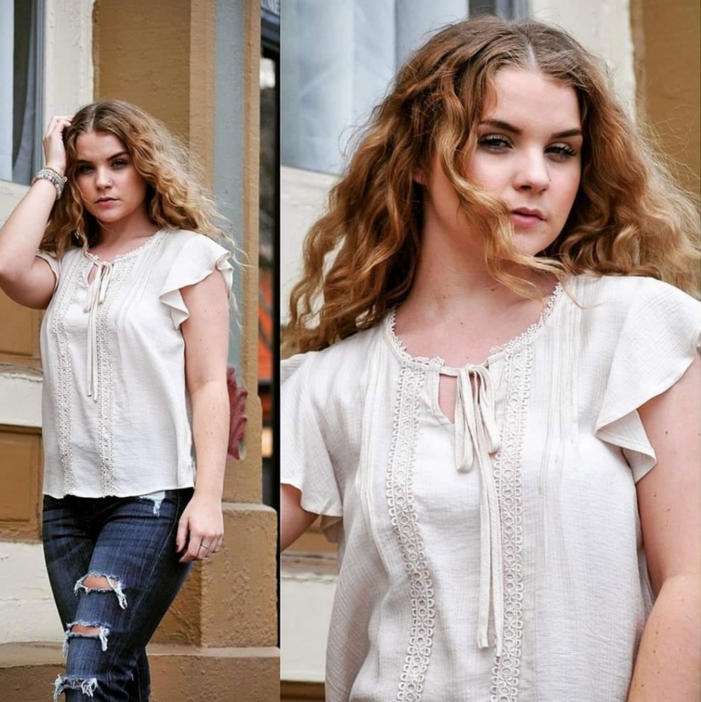 Mine Cream Lace Detail Blouse Short Sleeve